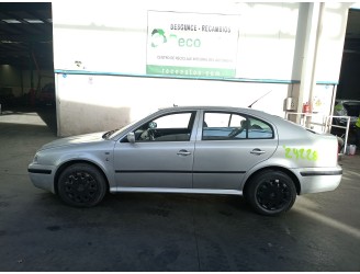 skoda octavia berlina (1u2) del año 2002