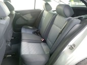 skoda octavia berlina (1u2) del año 2002