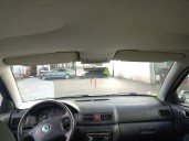 skoda octavia berlina (1u2) del año 2002