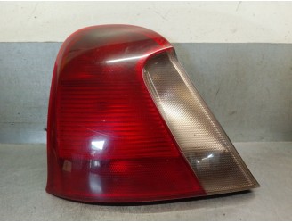 Recambio de piloto trasero izquierdo para mg serie 75 (rj) 2.0 16v cdt referencia OEM IAM 263141 204D2 