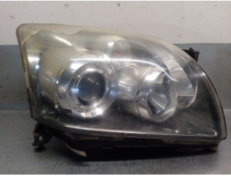 Recambio de faro derecho para toyota avensis wagon (t25) 2.0 turbodiesel cat referencia OEM IAM 8113005240 8114005250 