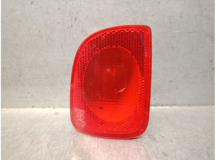Recambio de faro antiniebla trasero derecho para renault kangoo 1.5 dci diesel cat referencia OEM IAM 8200419908 8200419908 