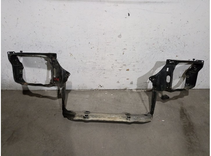 Recambio de panel frontal para mercedes-benz clase c (w202) berlina 1.8 16v cat referencia OEM IAM A2026201834 A2026201834 