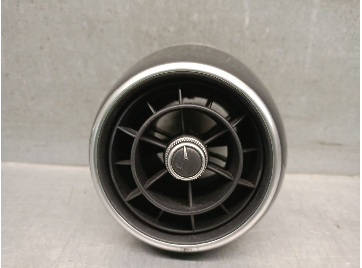 Recambio de aireador para audi a1 sportback (8xa, 8xf) 1.4 tdi referencia OEM IAM 8X1820901 8X18209016PS 