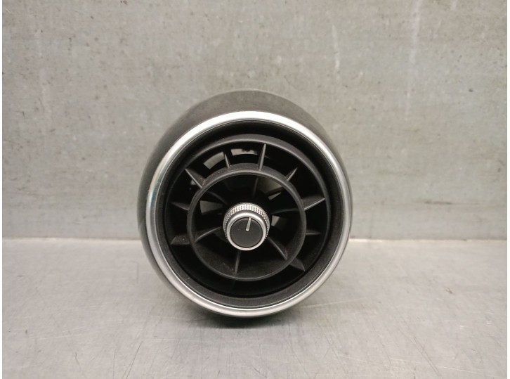 Recambio de aireador para audi a1 sportback (8xa, 8xf) 1.4 tdi referencia OEM IAM 8X1820951 8X18209516PS 