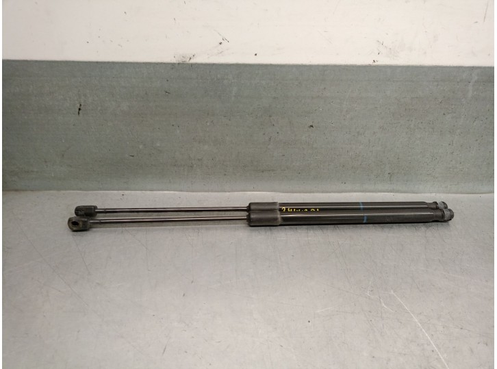 Recambio de amortiguadores maletero / porton para audi a1 sportback (8xa, 8xf) 1.4 tdi referencia OEM IAM 8X4827552 8X4827552 