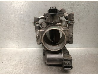 Recambio de caja mariposa para toyota avensis wagon (t25) 2.0 turbodiesel cat referencia OEM IAM 261000R011 261000R011 