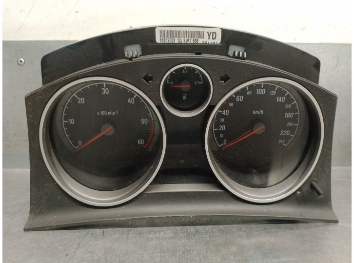 Recambio de cuadro instrumentos para opel astra h ber. 1.7 16v cdti referencia OEM IAM 13309003 6261026 