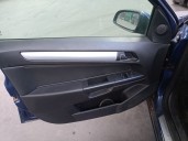 opel astra h berlina del año 2006