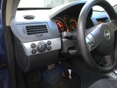 opel astra h berlina del año 2006