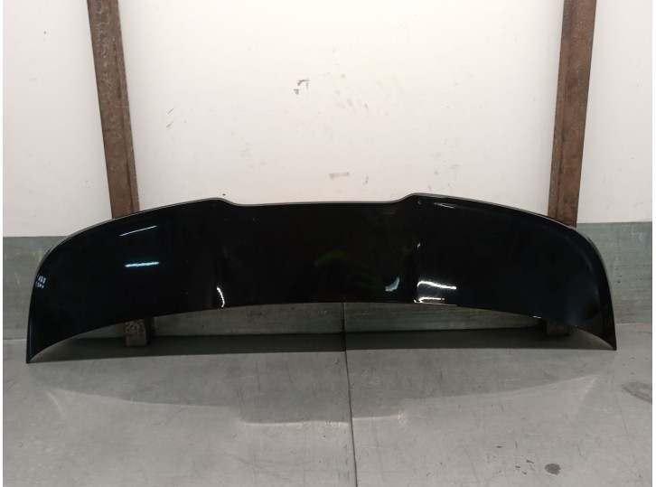 Recambio de aleron trasero para audi a1 sportback (8xa, 8xf) 1.4 tdi referencia OEM IAM 8X4827933B 8X3827933CGRU 