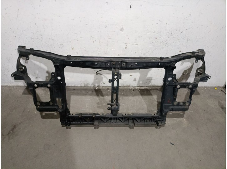 Recambio de panel frontal para kia cerato 2.0 turbodiesel cat referencia OEM IAM 641012F000 641012F000 