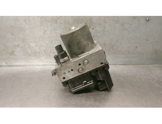 Recambio de abs para toyota avensis wagon (t25) 2.0 turbodiesel cat referencia OEM IAM 4454005051 4405005111 