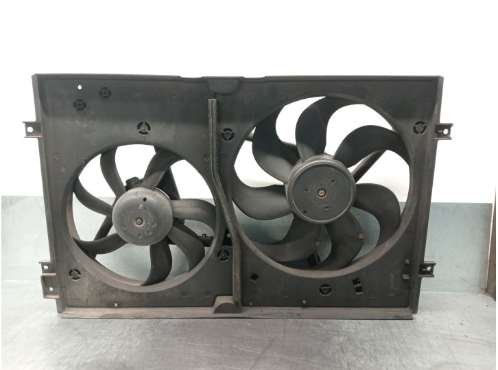 Recambio de electroventilador para volkswagen golf iv berlina (1j1) 1.9 tdi referencia OEM IAM 1J0121207M 1J0121207L 