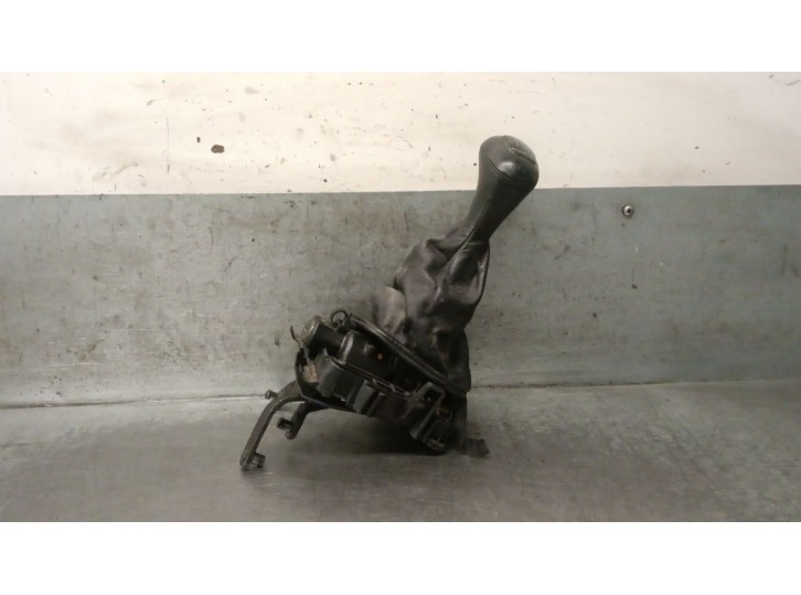 Recambio de palanca cambio para mercedes-benz clase c (w202) berlina 1.8 16v cat referencia OEM IAM 2022670161 A2022671101 