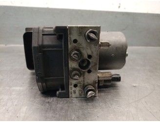 Recambio de abs para citroën c3 iii (sx) 1.2 vti 82 lpg referencia OEM IAM 9822373680 1624376080 0265956240 BOSCH