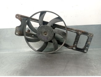 Recambio de electroventilador para renault clio ii fase ii (b/cb0) 1.2 referencia OEM IAM 8200098036 860967G