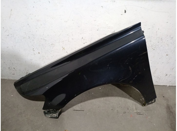 Recambio de aleta delantera izquierda para volvo s40 berlina 2.0 diesel cat referencia OEM IAM 31297540 31297540 