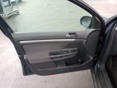 volkswagen golf v berlina (1k1) del año 2004