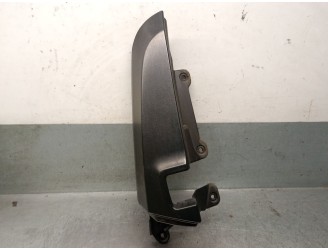 Recambio de molduras traseras para dacia dokker 1.5 blue dci diesel fap cat referencia OEM IAM 903902581R 903902581R 