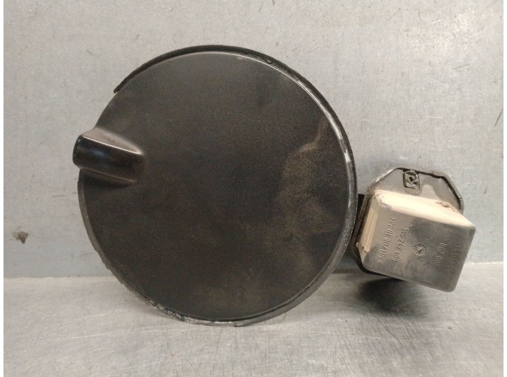 Recambio de tapa exterior combustible para opel astra gtc 1.9 16v cdti cat (z 19 dth / lrd) referencia OEM IAM 13111667 93183914