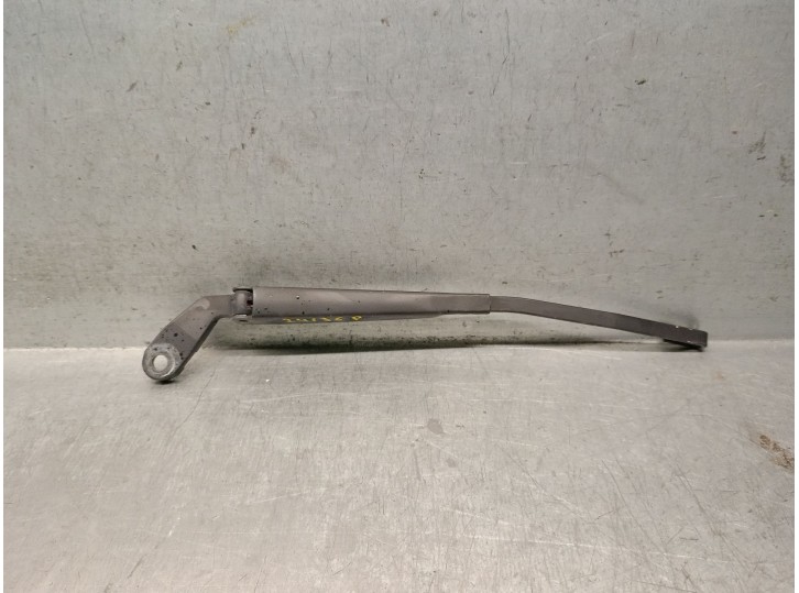 Recambio de brazo limpia trasero para volkswagen golf iii berlina (1h1) 1.6 referencia OEM IAM 1H6955706 1H6955706 