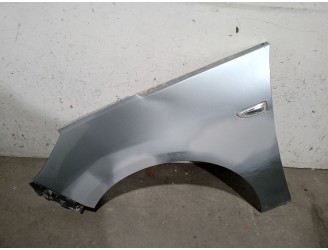 Recambio de aleta delantera izquierda para opel zafira tourer 2.0 cdti cat referencia OEM IAM A20DT 