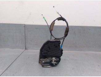 Recambio de cerradura puerta trasera derecha para toyota avensis station wagon (_t27_) 2.0 d-4d (adt270_) referencia OEM IAM 690