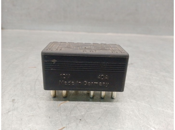 Recambio de rele para mercedes-benz clase c (w202) berlina 1.8 16v cat referencia OEM IAM 0015428219 