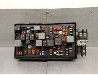 Recambio de caja reles / fusibles para opel insignia a (g09) 2.0 cdti (68) referencia OEM IAM 13255300 529050199 