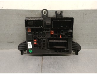 Recambio de caja reles / fusibles para opel insignia a (g09) 2.0 cdti (68) referencia OEM IAM 544949969 544949969 