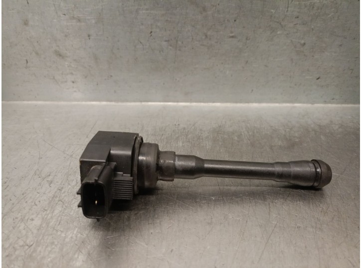 Replacement ignition coil for Dacia Sandero III 1.0 TCe 90 OEM IAM reference 224332734R HITACHI