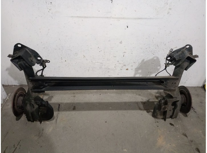 Recambio de puente trasero para renault kangoo 1.5 dci diesel referencia OEM IAM 555113267R 555113267R 