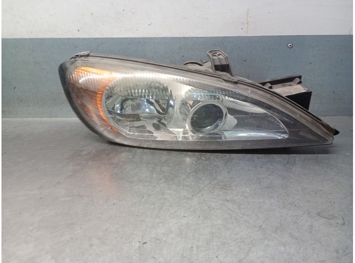 Replacement right headlight for Nissan Primera sedan (P11) 1.6 16V CAT OEM IAM reference 260109F611 260109F625 