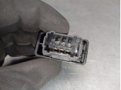 Recambio de mando elevalunas delantero derecho para peugeot partner furgoneta/monovolumen 1.6 hdi 16v referencia OEM IAM 6490E2 