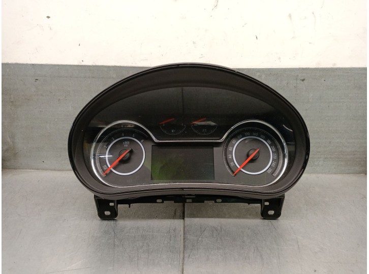 Recambio de cuadro instrumentos para opel insignia a (g09) 2.0 cdti (68) referencia OEM IAM 23193603 1257850 