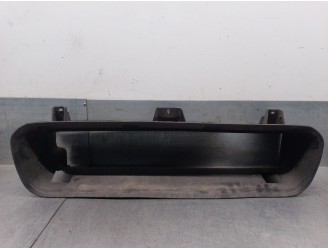 Replacement front radiator grille for Volvo S40 sedan 2.0 diesel CAT OEM IAM reference 08678313 8678313 