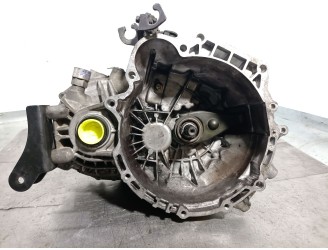 Recambio de caja cambios para hyundai getz (tb) 1.6 16v cat referencia OEM IAM H32073 4300022930 819761