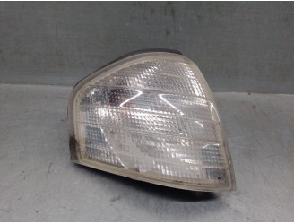 Recambio de piloto delantero derecho para mercedes-benz clase c (w202) berlina 1.8 16v cat referencia OEM IAM A2028261043 A20282