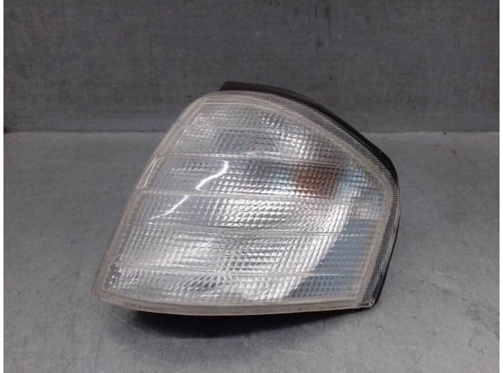 Recambio de piloto delantero izquierdo para mercedes-benz clase c (w202) berlina 1.8 16v cat referencia OEM IAM A2028260943 A202