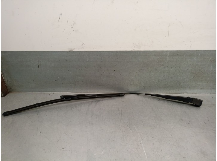 Recambio de brazo limpia trasero para opel insignia a (g09) 2.0 cdti (68) referencia OEM IAM 13227421 1273409 