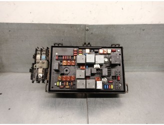 Recambio de caja reles / fusibles para opel zafira tourer 2.0 cdti cat referencia OEM IAM 13449210 1110224AB 
