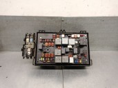 Recambio de caja reles / fusibles para opel zafira tourer 2.0 cdti cat referencia OEM IAM 13449210 1110224AB 