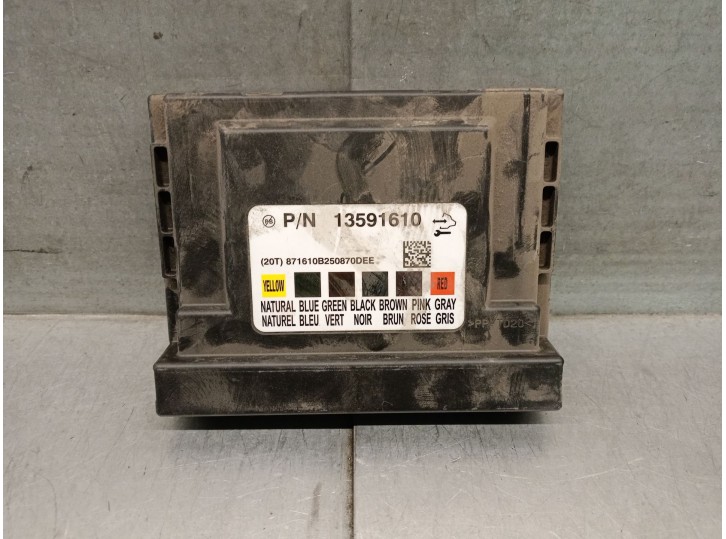 Replacement electronic module for Opel Zafira Tourer 2.0 CDTi CAT OEM IAM reference 13591610 13591610 