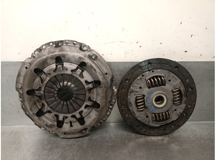 Recambio de kit embrague para ford fusion (cbk) 1.4 tdci cat referencia OEM IAM 2S617563AD 1575332 LUK