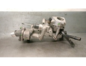 Recambio de termostato para kia sportage drive 4x2 referencia OEM IAM 256102F300 256102F300 