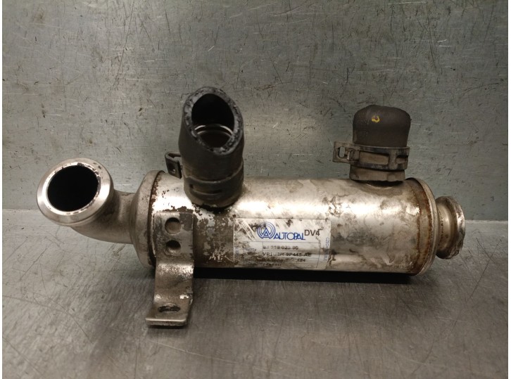 Recambio de enfriador egr para peugeot 207 1.4 hdi referencia OEM IAM 9651902380 161844 VP1U2H9P445AE AUTOPAL