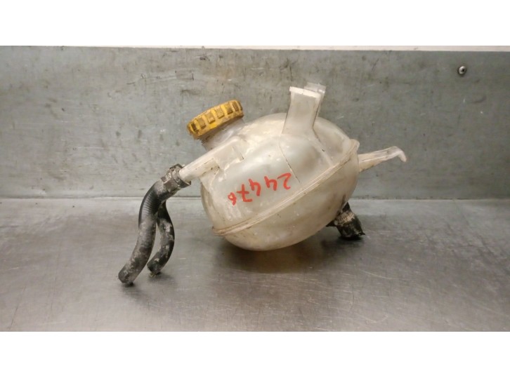 Recambio de deposito expansion para opel corsa b 1.7 diesel referencia OEM IAM 90410058 1304648 