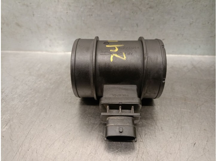 Recambio de caudalimetro para opel astra h berlina 1.9 cdti referencia OEM IAM 55350048 836639 0281002618 BOSCH