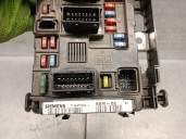 Recambio de caja reles / fusibles para citroën berlingo 1.9 diesel referencia OEM IAM 9650618580  T118470002J SIEMENS